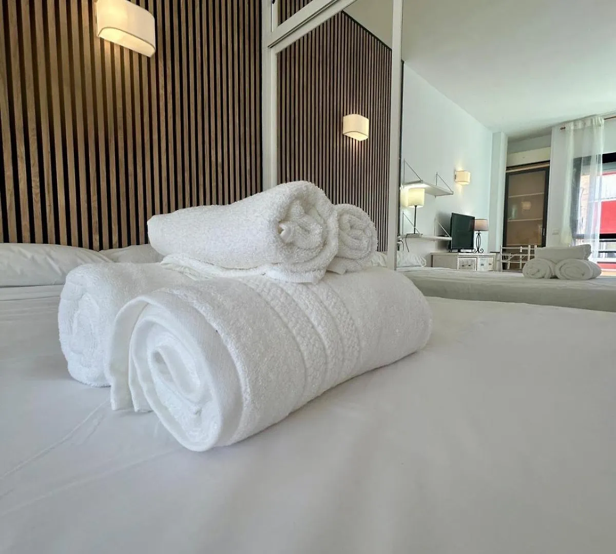 Centro Estudio Con Balcon Torremolinos location