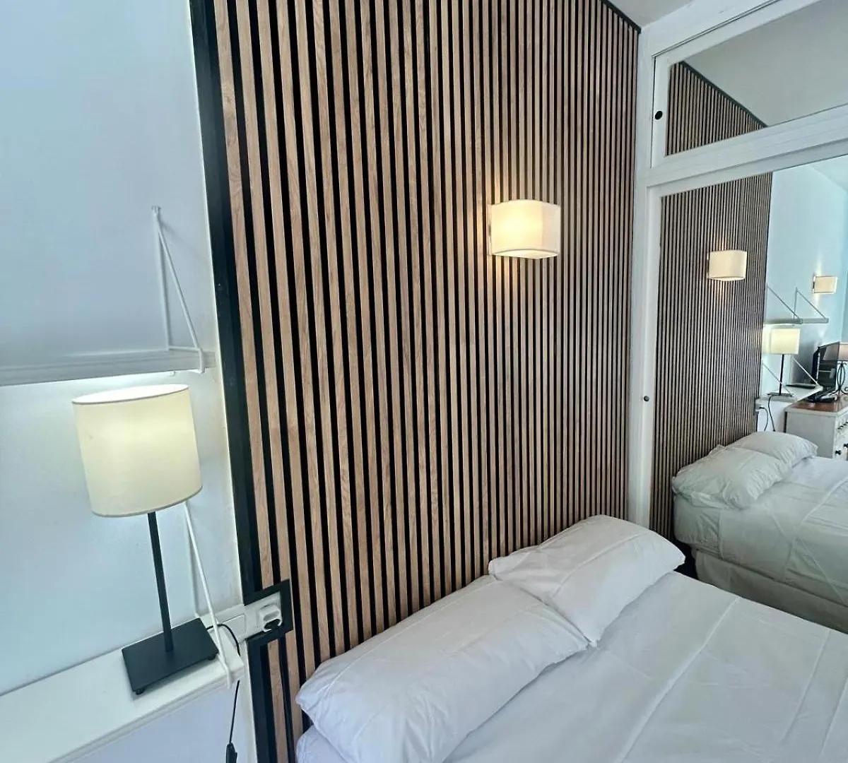 アパート Centro Estudio Con Balcon トレモリノス