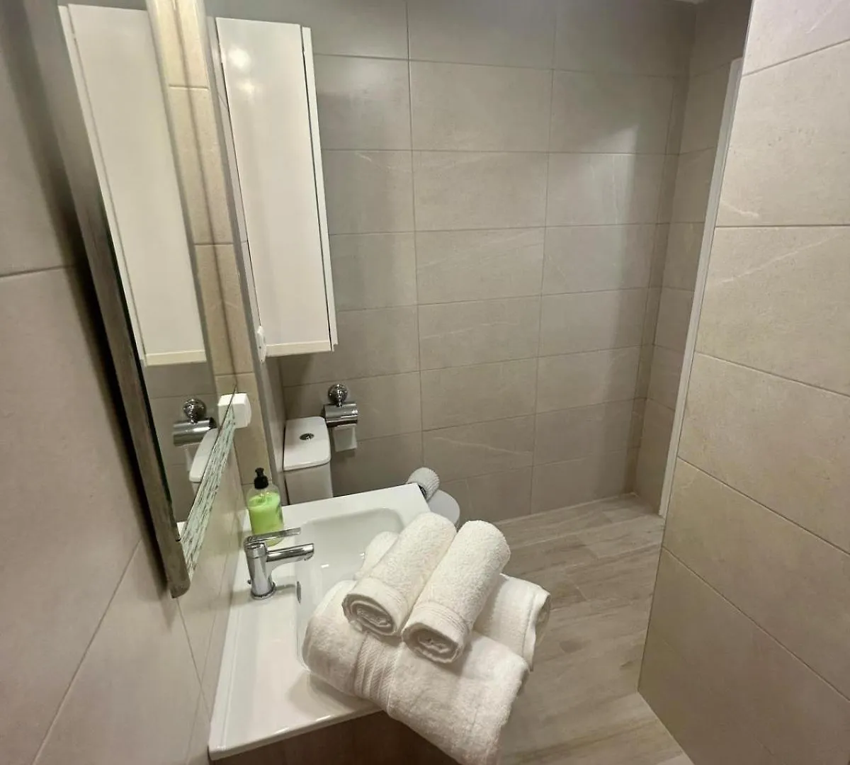 Centro Estudio Con Balcon Torremolinos