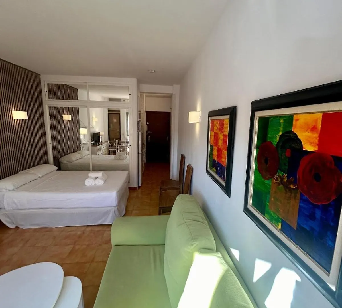 Apartment Centro Estudio Con Balcon Torremolinos Spanien